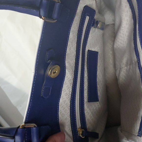 Purse - Picture 4 of 4